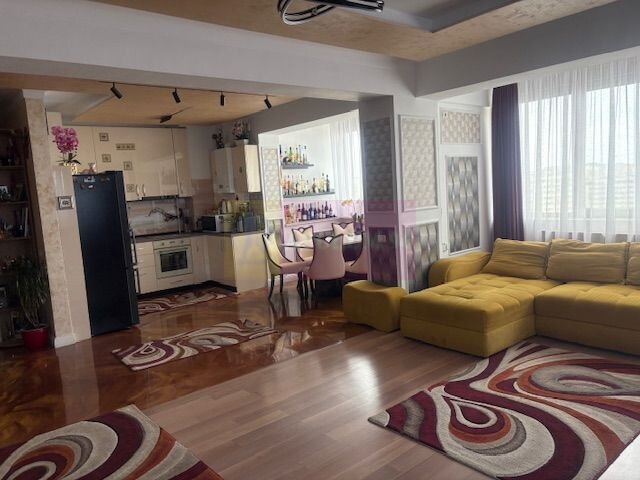 APARTAMENT PENTHOUSE TITAN CU INTIMITATEA SI CONFORTUL UNEI CASE!